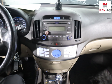 2010 - hyundai avante