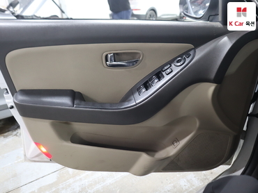 2010 - hyundai avante