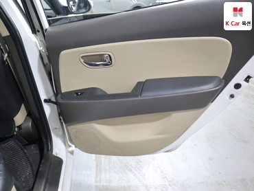2010 - hyundai avante