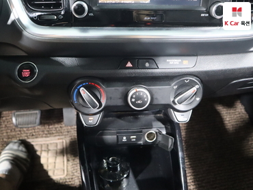 2018 - kia stonic
