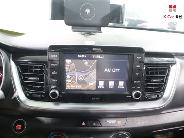 2018 - kia stonic