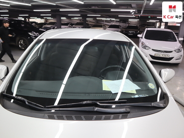 2012 - hyundai avante
