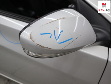2012 - hyundai avante