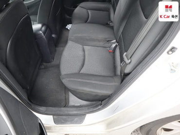 2012 - hyundai avante