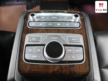 2019 - kia k9