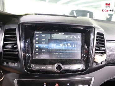 2021 - kgm rexton