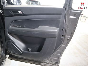 2021 - kgm rexton
