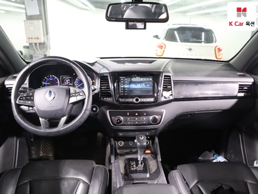 2021 - kgm rexton