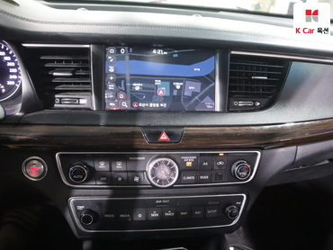 2018 - kia k7