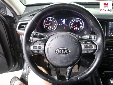 2018 - kia k7