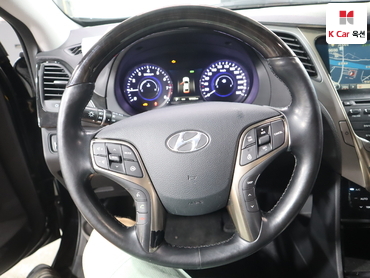 2012 - hyundai grandeur