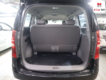 2011 - hyundai grand starex