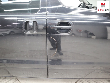 2011 - hyundai grand starex