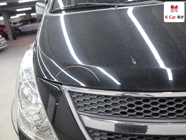 2011 - hyundai grand starex