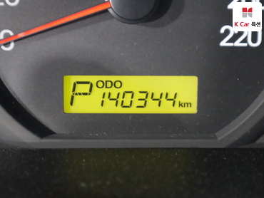 2011 - hyundai grand starex
