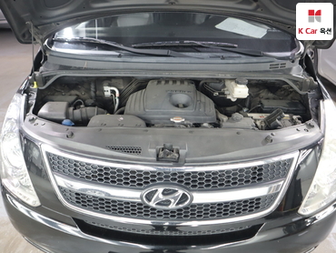2011 - hyundai grand starex