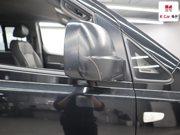 2011 - hyundai grand starex