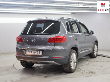 2013 - volkswagen tiguan