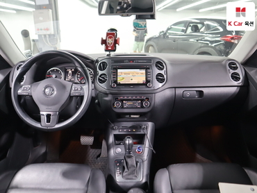 2013 - volkswagen tiguan
