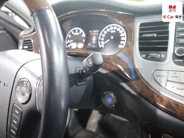 2010 - hyundai bh330