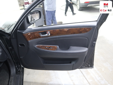 2010 - hyundai bh330