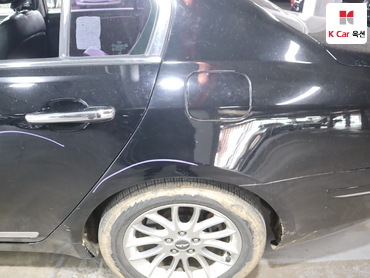 2010 - hyundai bh330