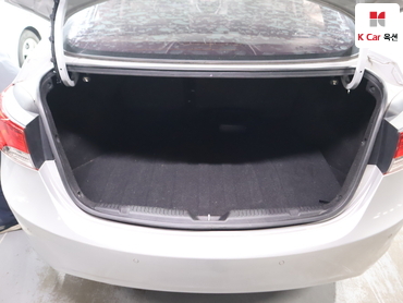 2012 - hyundai avante