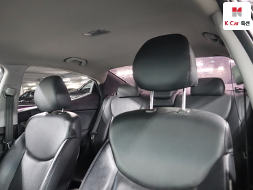 2012 - hyundai avante