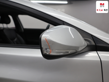2012 - hyundai avante