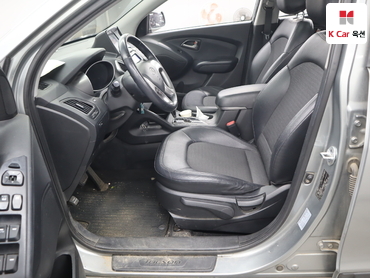 2010 - hyundai tucson