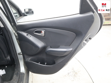 2010 - hyundai tucson