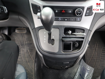 2017 - hyundai grand starex