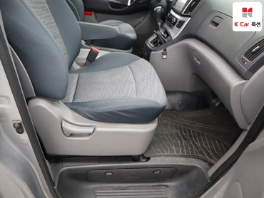 2017 - hyundai grand starex