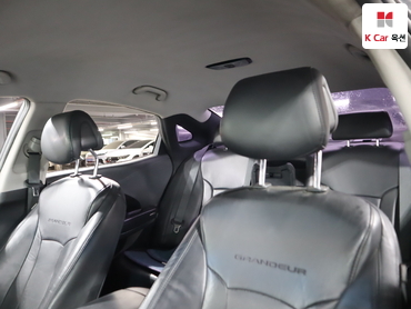 2011 - hyundai grandeur