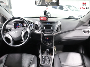2015 - hyundai avante