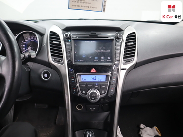 2016 - hyundai i30