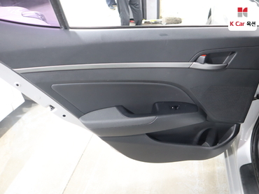 2016 - hyundai avante