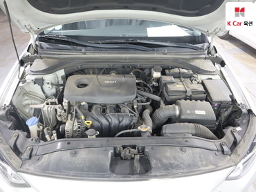 2016 - hyundai avante