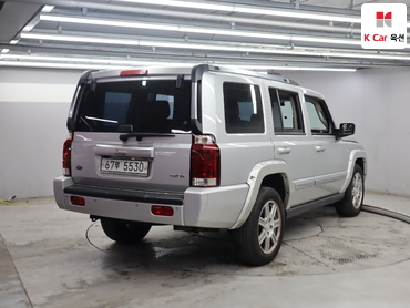 2008 - jeep commander