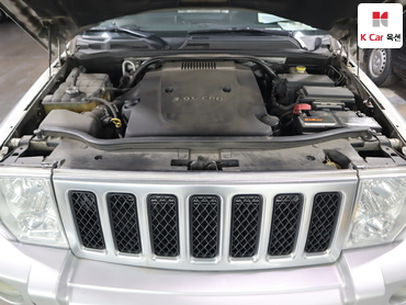 2008 - jeep commander