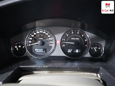 2008 - jeep commander