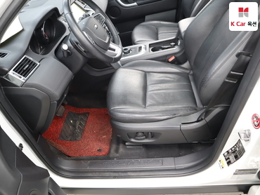 2019 - land rover discovery