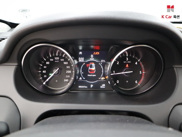 2019 - land rover discovery
