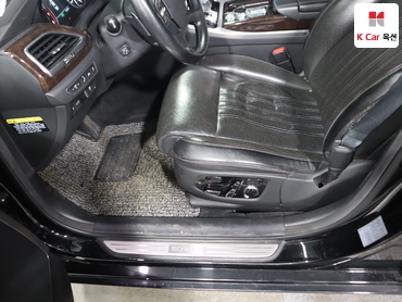 2017 - genesis eq900