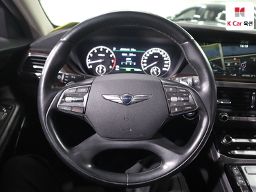 2017 - genesis eq900