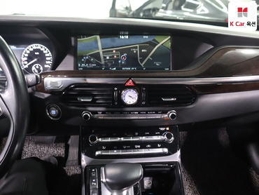 2017 - genesis eq900