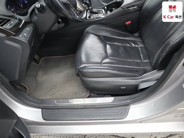 2011 - hyundai grandeur