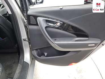 2011 - hyundai grandeur