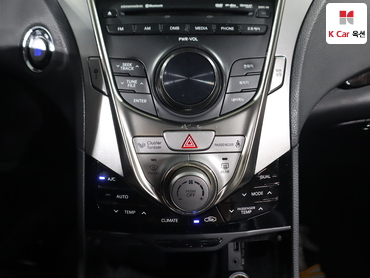 2011 - hyundai grandeur