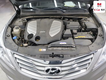 2011 - hyundai grandeur